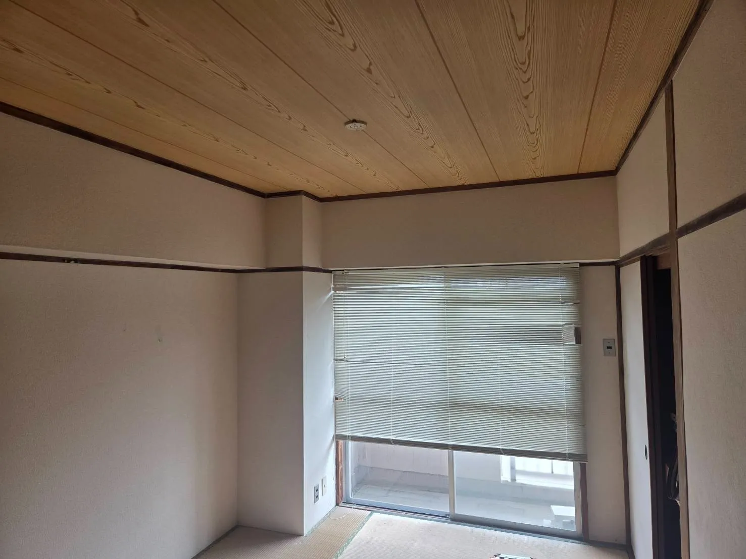 和室クロス貼り替え